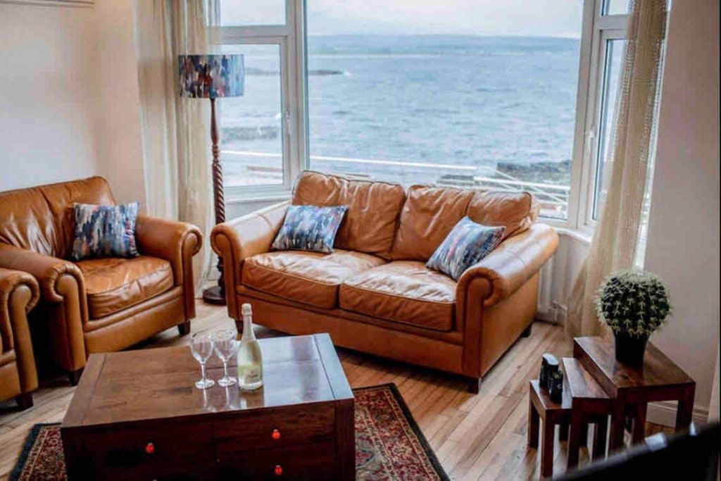 The Porthole Apartment Portstewart Exterior photo